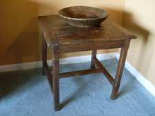 An early oak tavern table