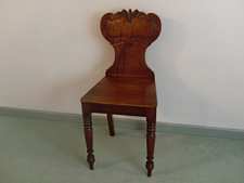 A 19thC hall chair