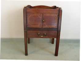 A Georgian tray top bedside stand