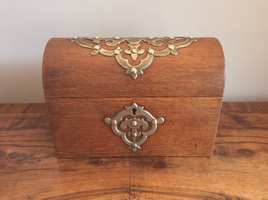 An Edwardian stationery box