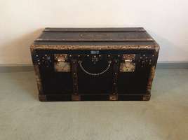 A 19thC quality French trunk
