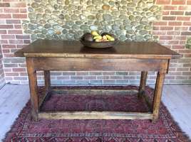 An 18thC or earlier French prep table