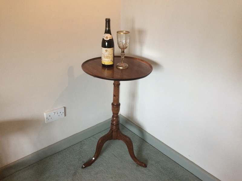 A Georgian dish top wine table