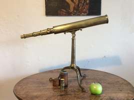 A library telescope by Broadhurst Clarkson London