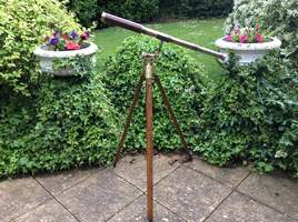 A  Broadhurst Clarkson stalking telescope