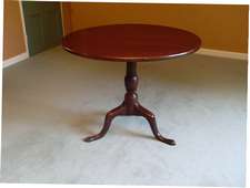 Large Geo III Cuban tripod table